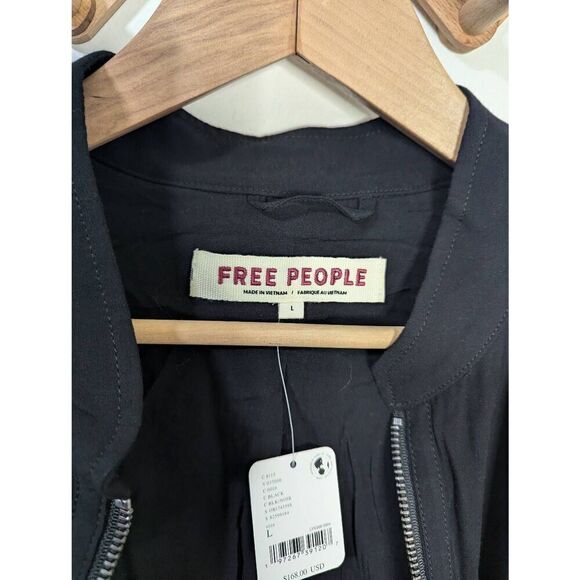 NWT Free People On Point Bomber Crop Jacket Black Full Zip Coat - Size L - Picture 6 of 7